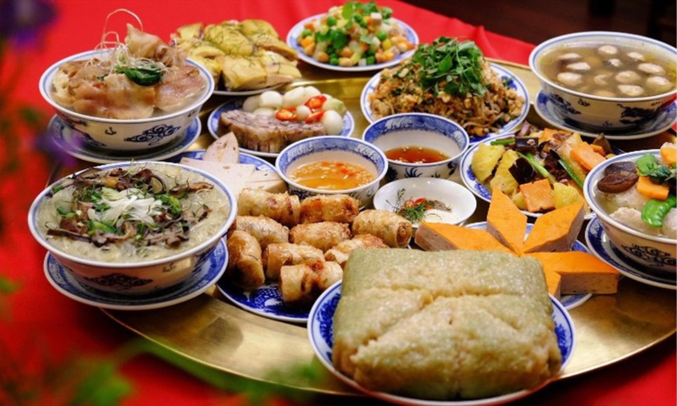 bữa cơm tât niên