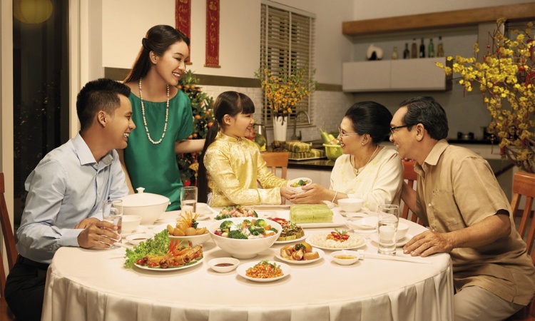 đón tất niên cùng gia đình