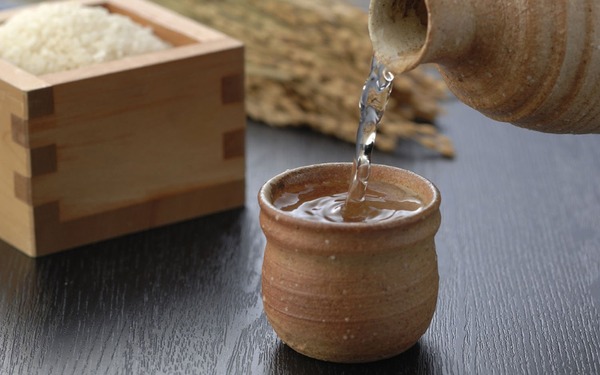 cách thưởng thức rượu nhật