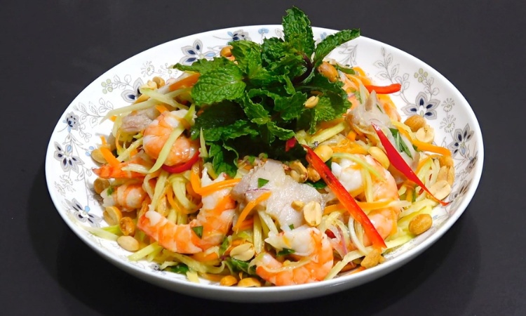 gỏi trộn món ăn đỡ ngán cho mâm cơm ngày tết