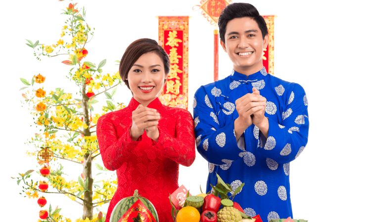 khong-di-chuc-tet-vao-sang-som-mung-1
