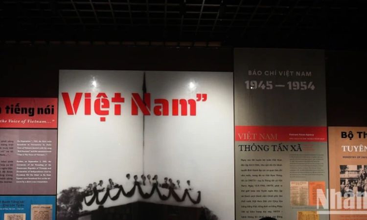 Một không gian trưng bày tại Bảo tàng Báo chí Việt Nam