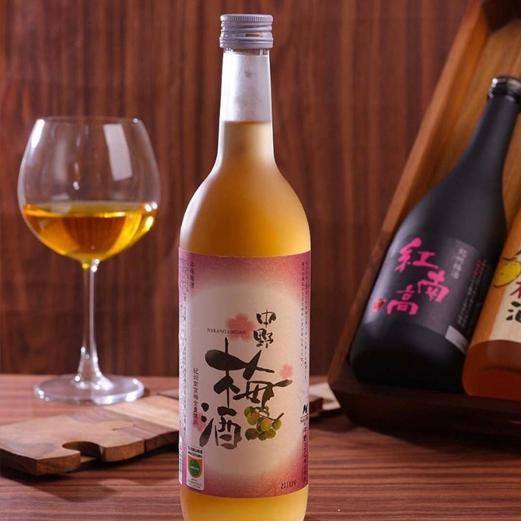 Rượu mơ Nhật làm quà Tết thông gia