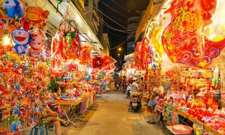 Tết trung thu ở phố lồng đèn Lương Nhữ Học